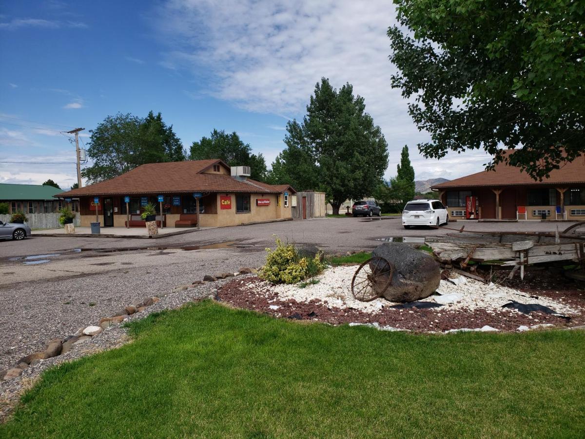Butch Cassidy'S Hideout Motel Circleville Eksteriør bilde